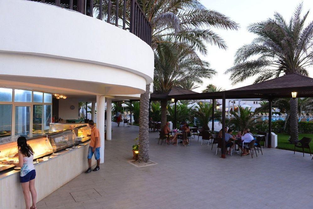 Meninx Hotel Triffa Exterior foto